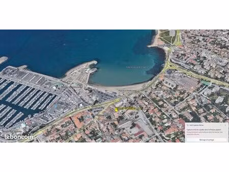 maison de ville  100 m2  au calme absolu à 70 mètres de la plage de la pointe rouge