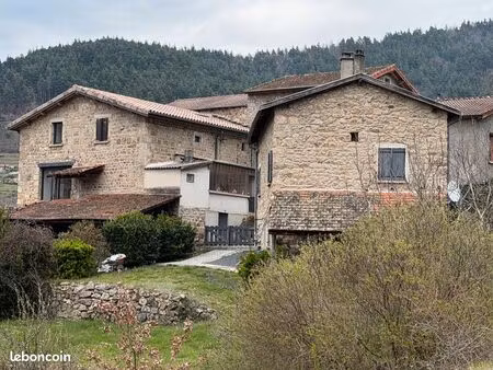 labatie d'andaure  vallée du doux  ensemble immobilier avec terrain