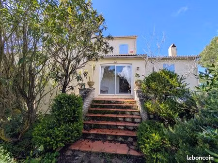 grande maison de 1 500 m2 avec jardin à oletta