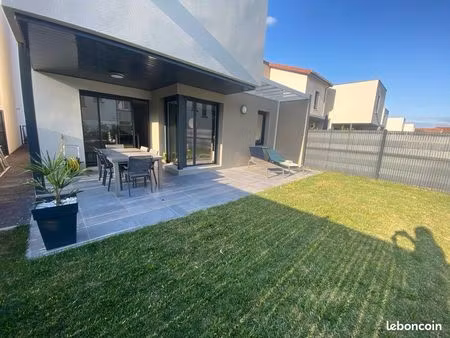 maison moderne de 84 m ² à tournon sud