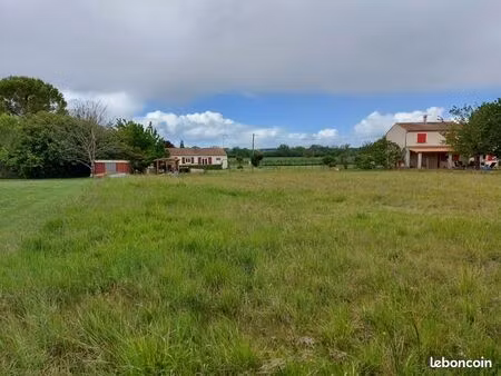 terrain 1 503 m² jonzac