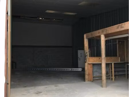 entrepôt 100m2 à louer