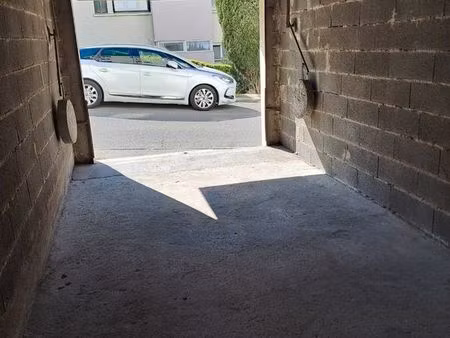 loue garage