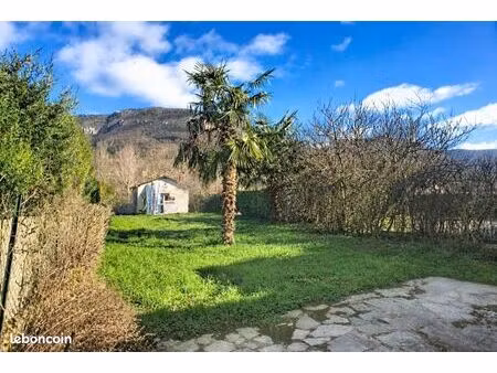 maison 5 pièces 198 m²