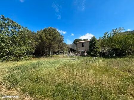 propriété 3 pièces 72 m²