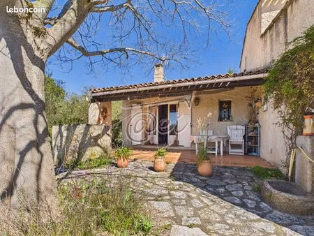 villa 7 pièces 133 m²