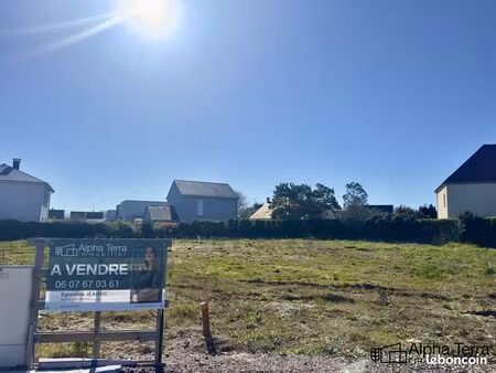 terrain 685 m² douvres-la-delivrande ()