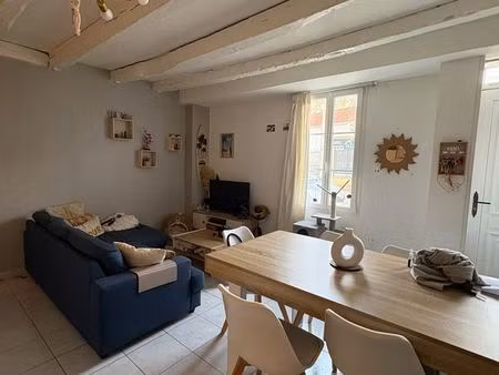 location maison de ville