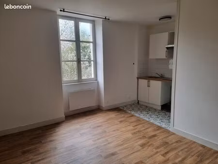 t1 bis au 1er étage