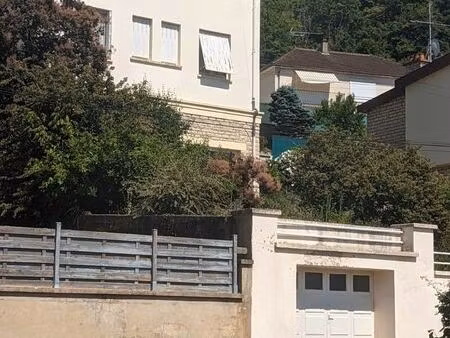 grande maison de deux appartements