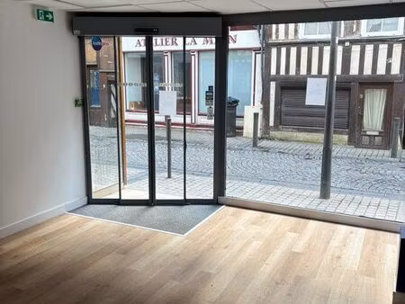 local commercial /liberal 52m2 hyper centre de pont audemer