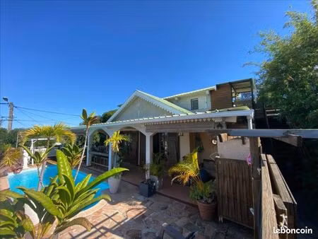 villa 6 pièces 110 m²