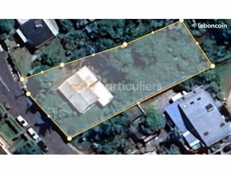 terrain 1370 m² le tampon