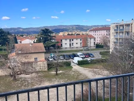 t3 à rénover chirouzes