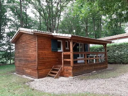 chalet dans résidence dans domaine arboré