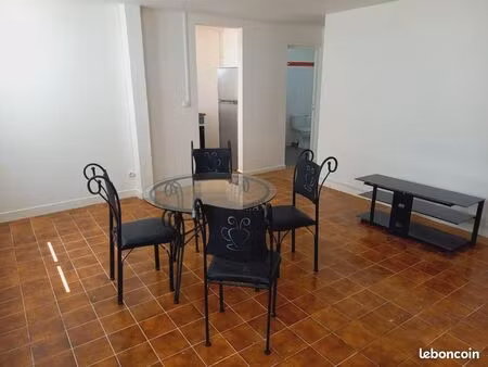 loue maison type t2 à le moule