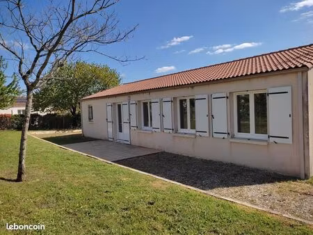 maison 3 chambres saint-césaire