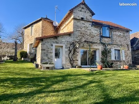 maison 6 pièces 195 m²