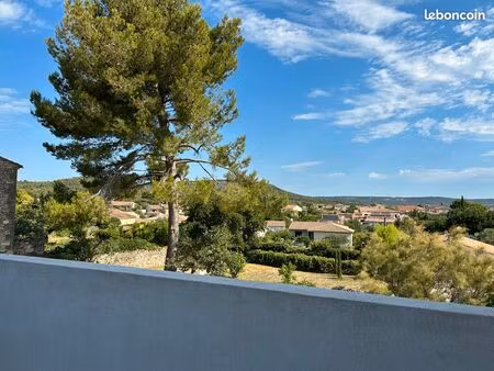 calvisson maison avec terrasse et garage