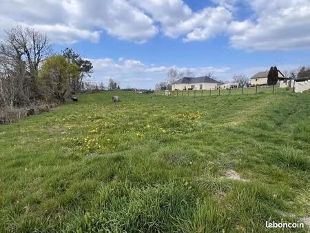 terrain 2 100 m² saint germain les vergnes