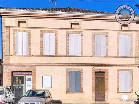 immeuble 4 pièces 93 m²