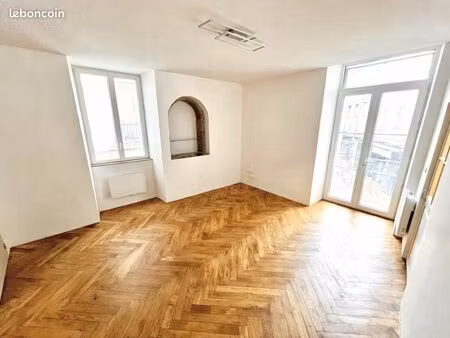 appartement 55 m2 rénové à neuf