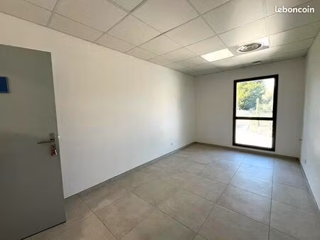 bureaux 15 m² lorgues