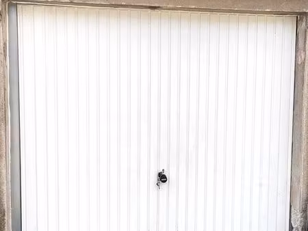 garage / box à louer à alès quartier de clavière