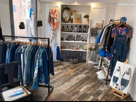 a louer local commercial 35 m2 centre ville de st raphaël