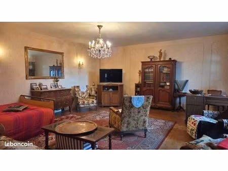 longère 7 pièces 264 m²