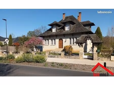 maison 7 pièces 143 m²