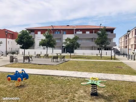 studio 1 pièce 26 m²