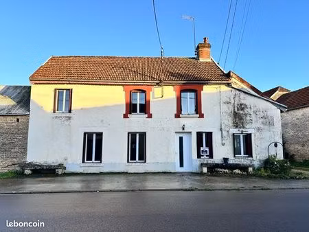 maison avec dépendance à vendre