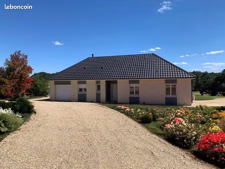 maison 4 pièces 95 m²