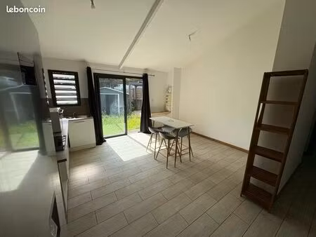 petite-île - maison f3 meublée - ravine du pont - 980/mois