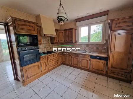 maison 10 pièces 227 m²