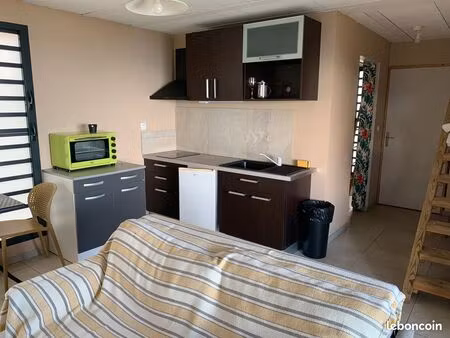 petite maison avec vue océan