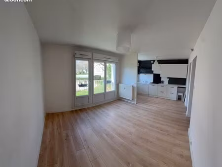 vends appartement 43 m² – longvic centre – 95 000