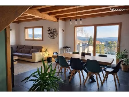 maison récente 2011 – 870 m² terrain aménagé – 10 min suisse