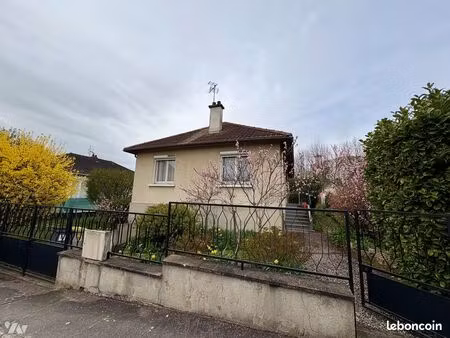 pavillon 5 pièces 82 m²