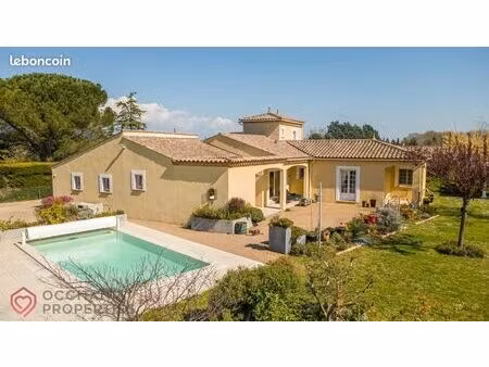 villa 5 pièces 133 m²