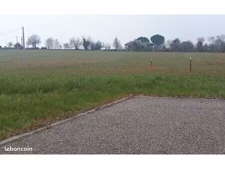 terrain 965 m² l isle jourdain