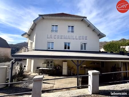 immeuble 419 m² hyèvre-paroisse