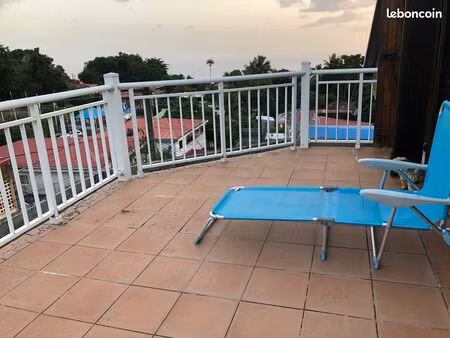 immense loft saint claude proche commerces