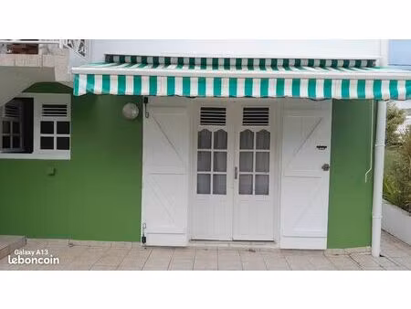 location annuel f2 guadeloupe saint-claude