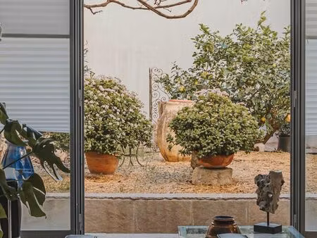 local 70 m² + jardin – centre sanary – pop-up / boutique / expo