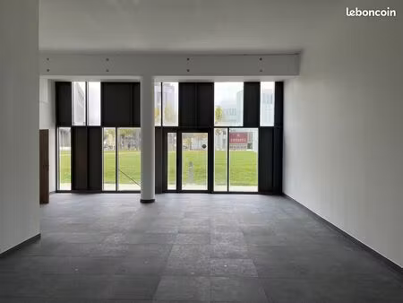 local commercial 72 5 m² – presqu’île de caen – à vendre ou à louer