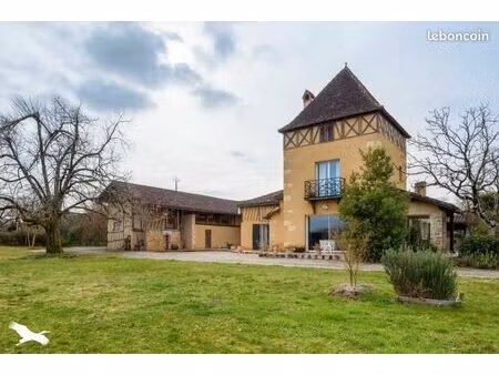 ferme 10 pièces 295 m²