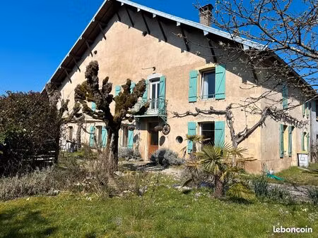 corps de ferme comtoise 185m2 à vendre