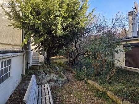 maison 5 pièces 85 m²